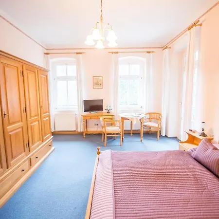 Bilz-pension Gasthuis 3*